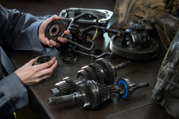 Reparación de Cajas Automáticas en Medellín - Taller Automotriz de Transmisiones Automáticas 2
